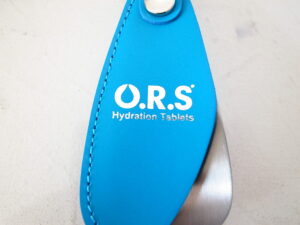 レザーシューホーン・ホエール　コンビレザー箔押し例